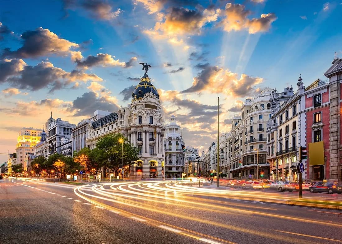 Spain: La Gran Vía de Madrid al atardecer