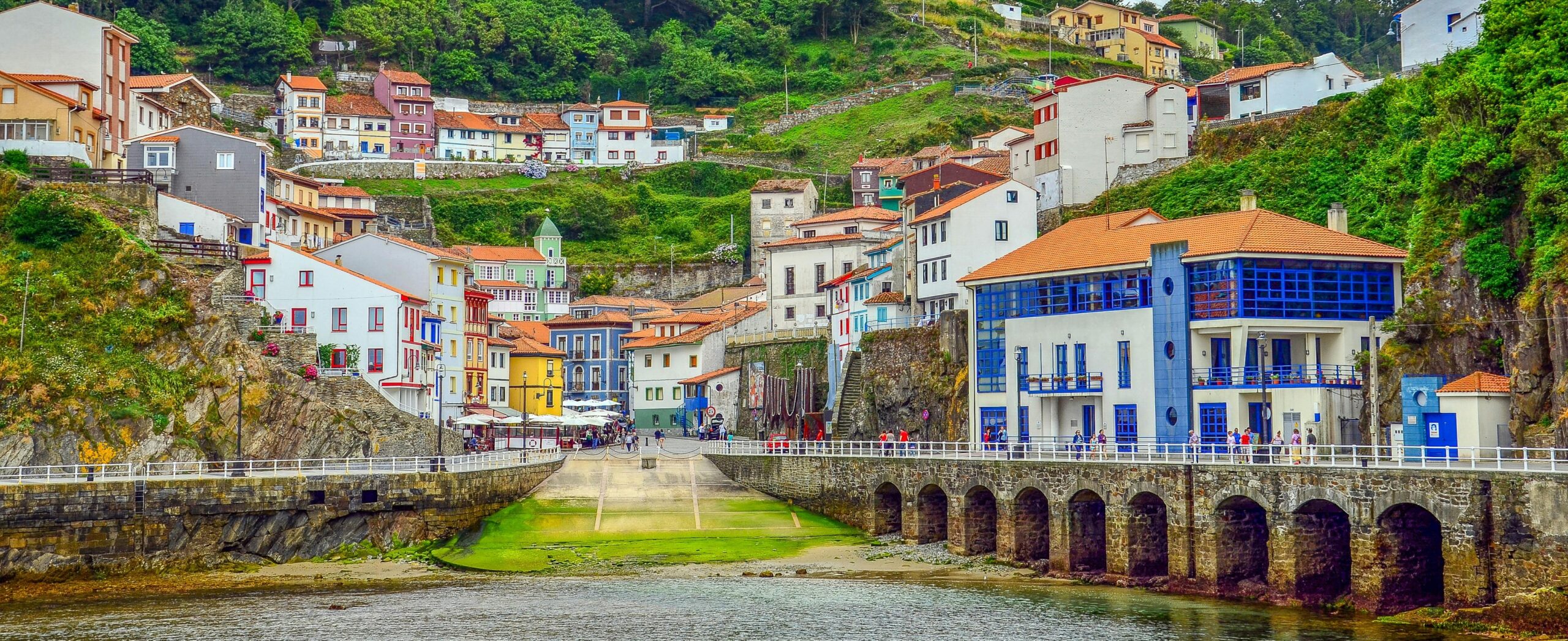 Cómo obtener tu licencia turística en Asturias